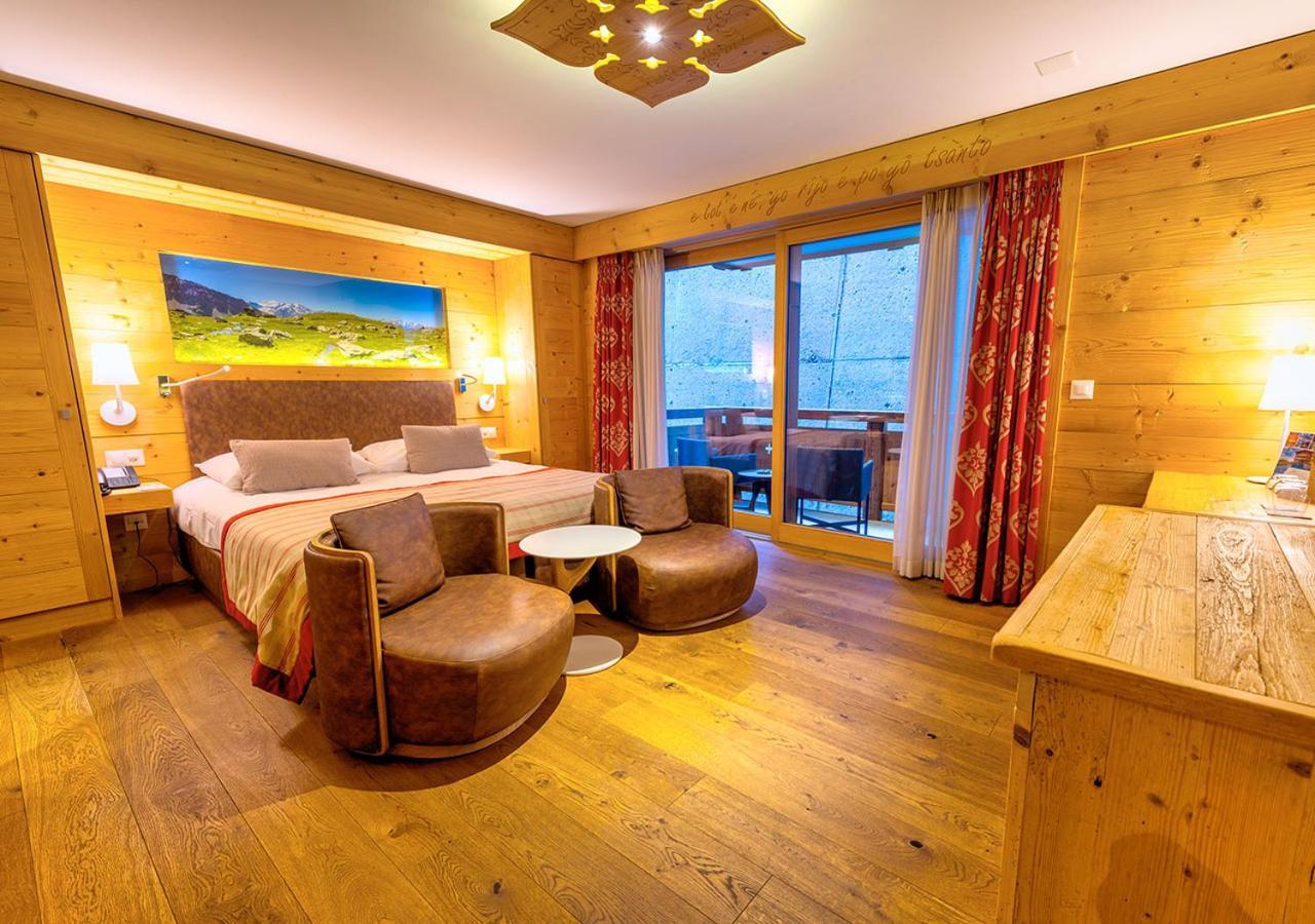 Nendaz 4 Vallees & Spa 4* Superior Екстериор снимка