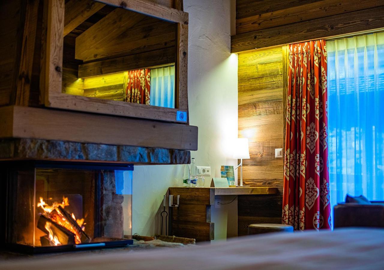 Nendaz 4 Vallees & Spa 4* Superior Екстериор снимка