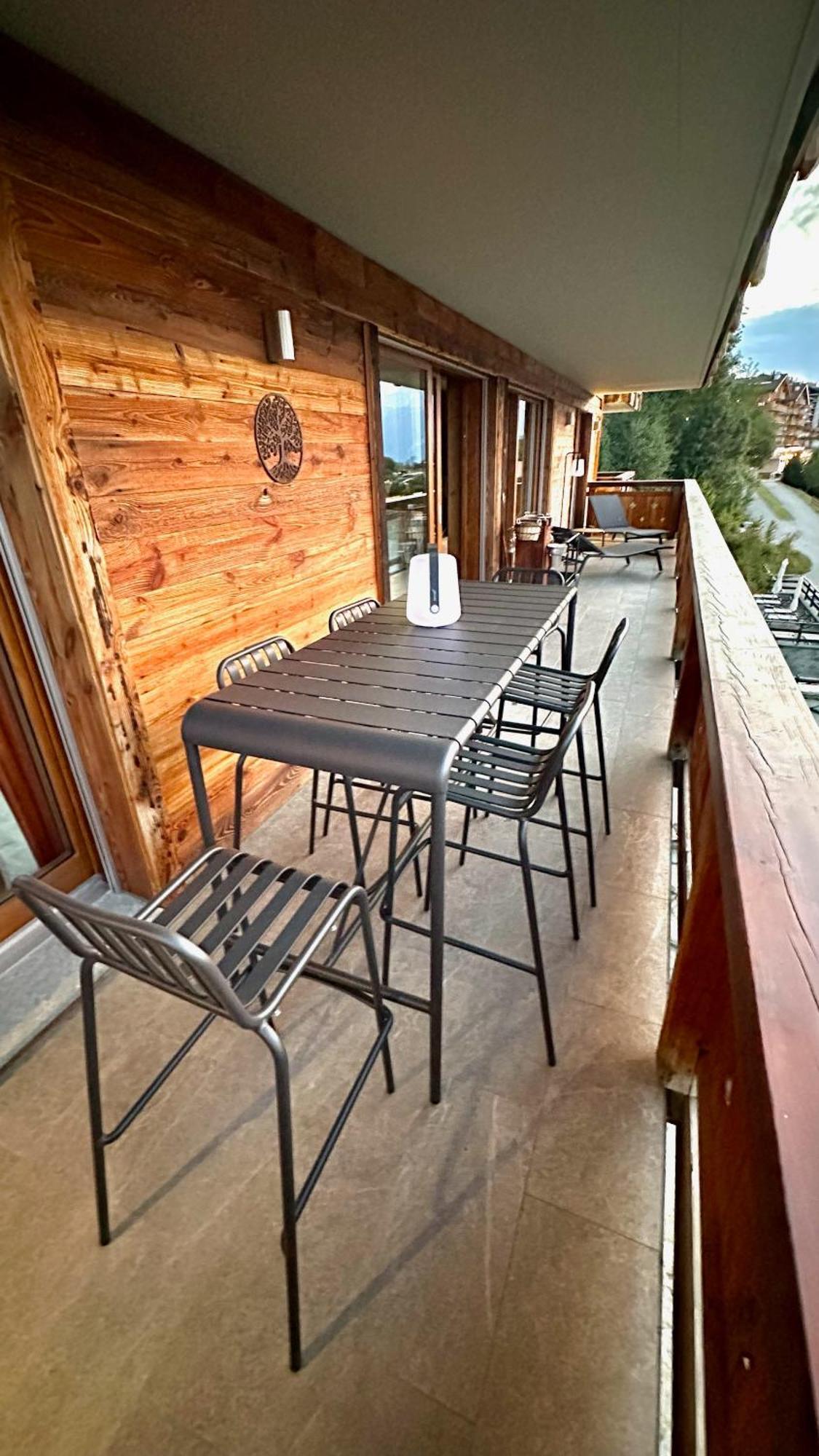Nendaz 4 Vallees & Spa 4* Superior Екстериор снимка